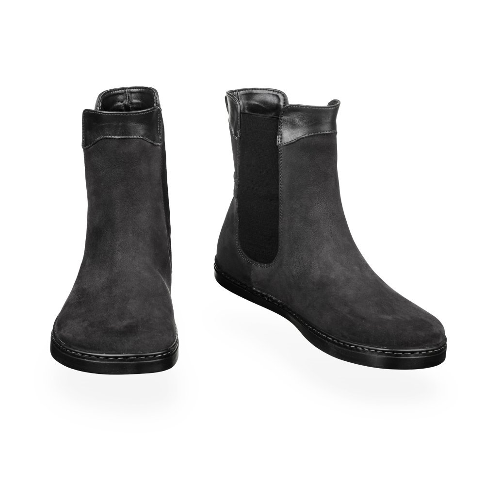 Peerko Chelsea barefoot boots in black