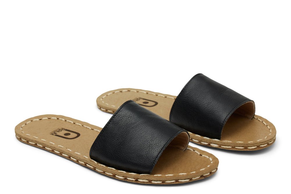 Raum Goods barefoot friendly slides