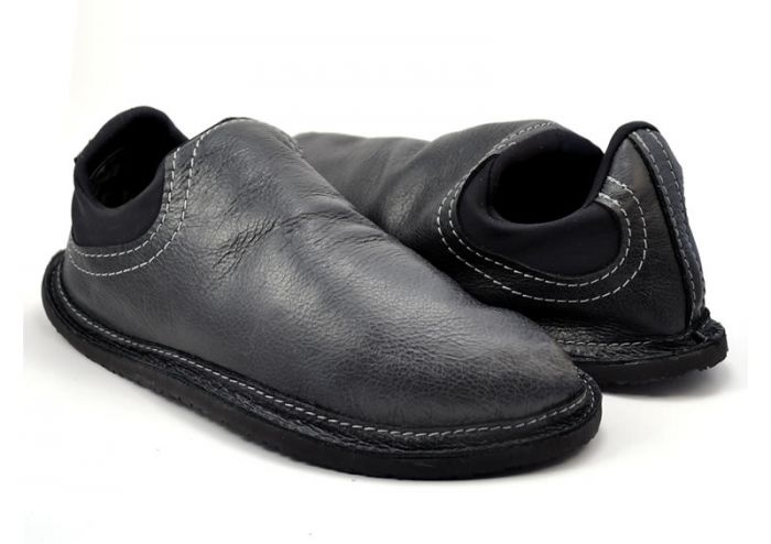 Stock image of Softstar Shoes Rogue slip on zero drop casual leather shoes