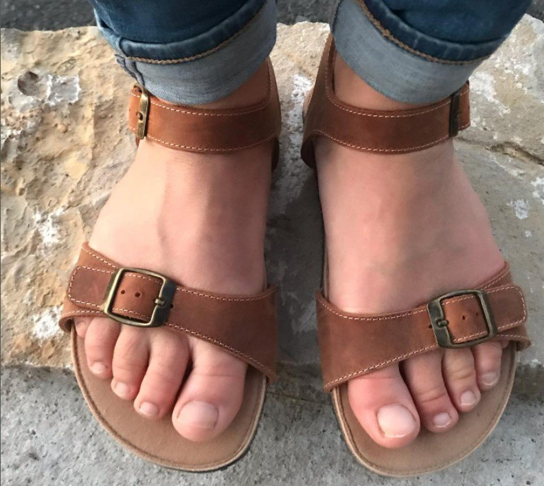 Tarasoles barefoot leather sandals with buckle straps