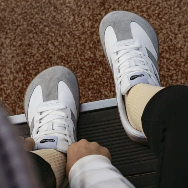 Top down view of extra wide toe box Realfoot Pulse in a white and gray color combo.