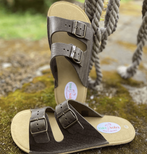 Backless leather buckle slides from Tarasoles